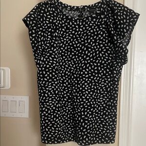 Ann Taylor Black and White Patterned Blouse